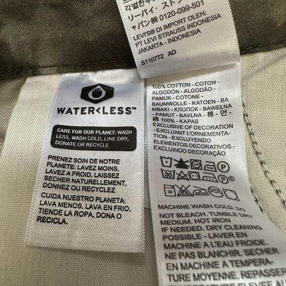 NWT Levi's Premium Women's Pants Baggy Camo Cargo Watercolor Print $108 Sz 26x30 - Picture 10 of 12